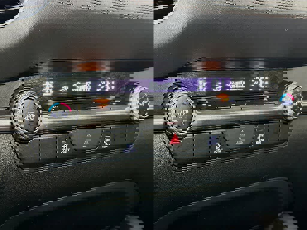 Used 2021 MAZDA MAZDA3 s image 20