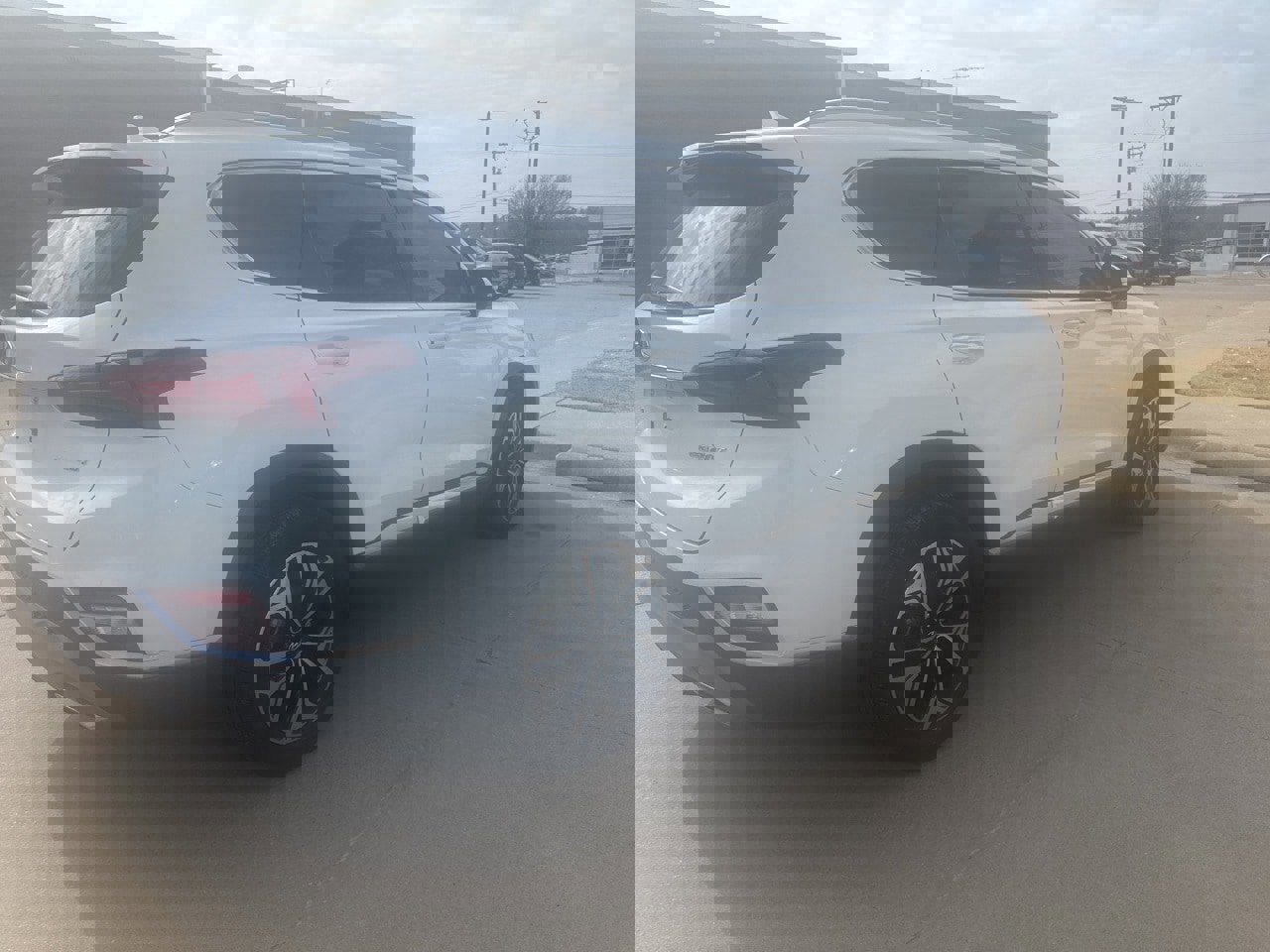 Used 2019 Hyundai Santa Fe AWD image 5