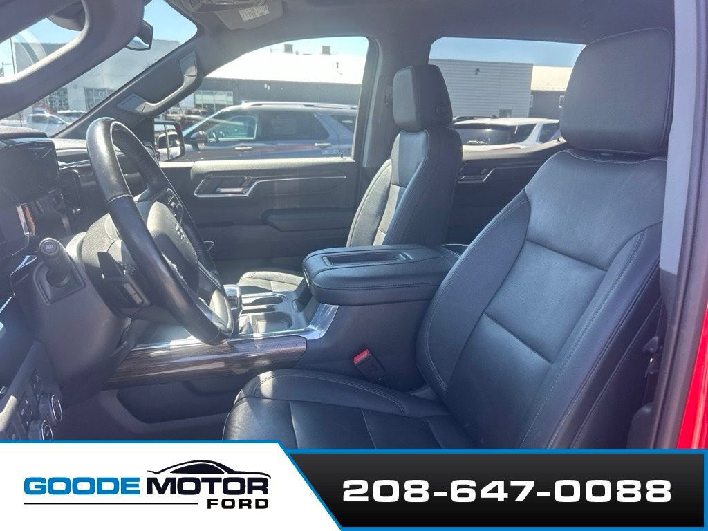 Used 2022 Chevrolet Silverado 1500 LT Trail Boss w/ Convenience Package II AWD/4WD image 6