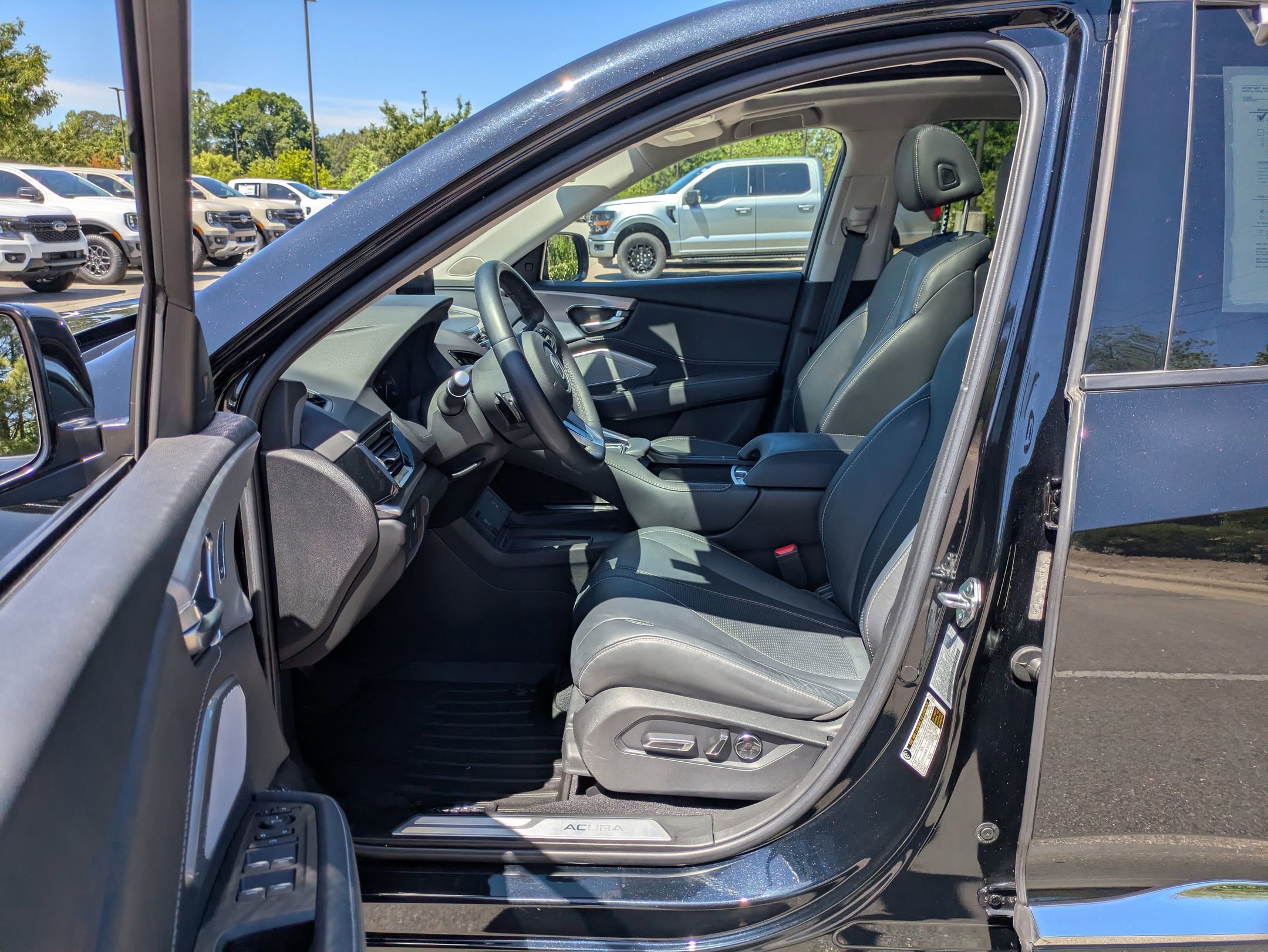 Used 2023 Acura RDX FWD w/ Technology Package image 13