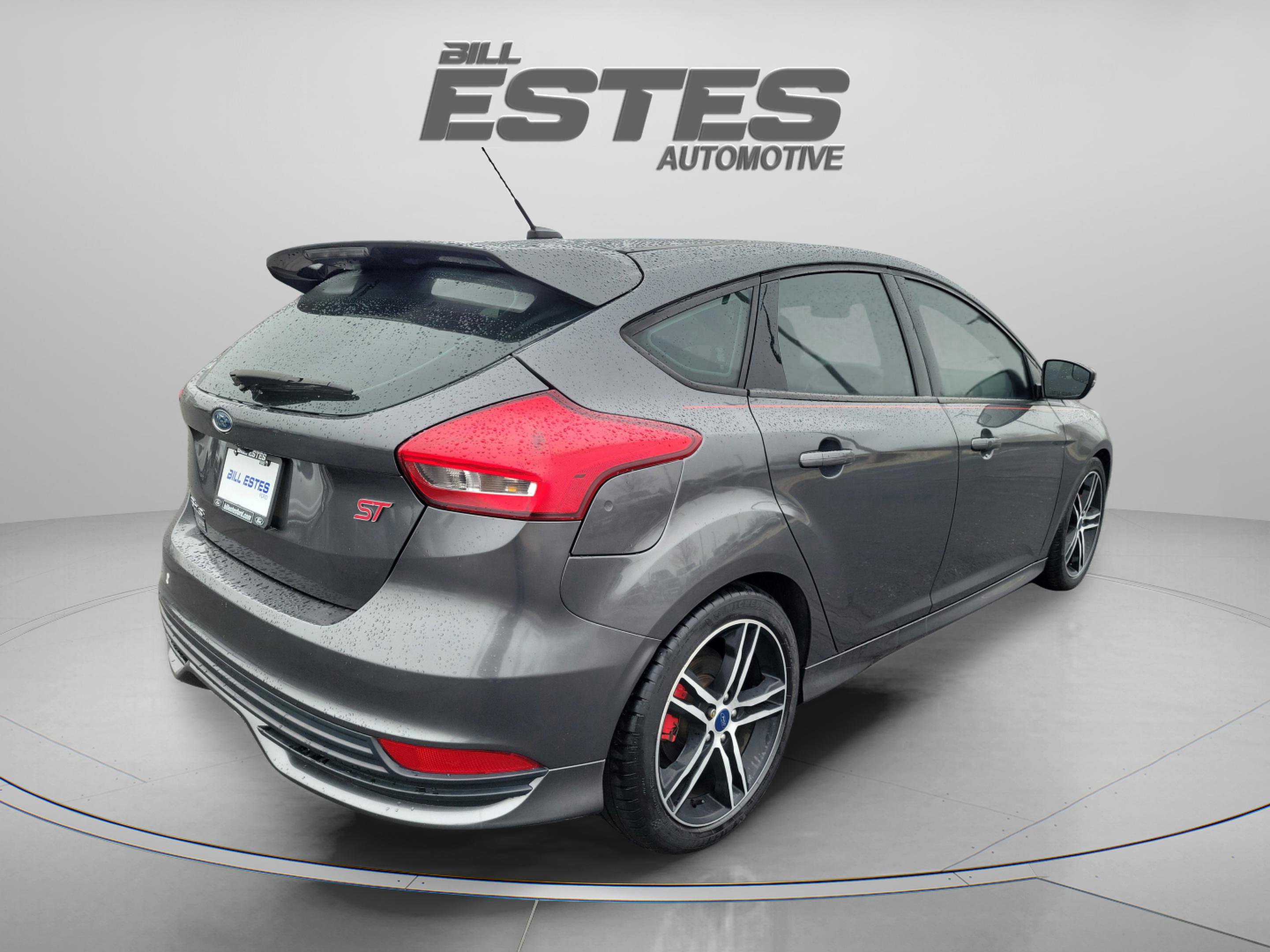 Certified 2018 Ford Focus ST image 4
