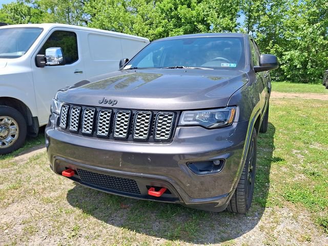 Used 2017 Jeep Grand Cherokee Altitude AWD/4WD image 2