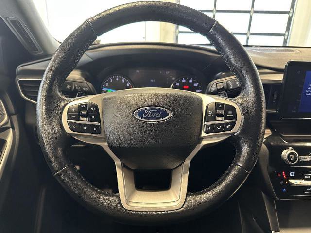 Certified 2021 Ford Explorer Limited w/ Hybrid Equipment Group 310A image 11
