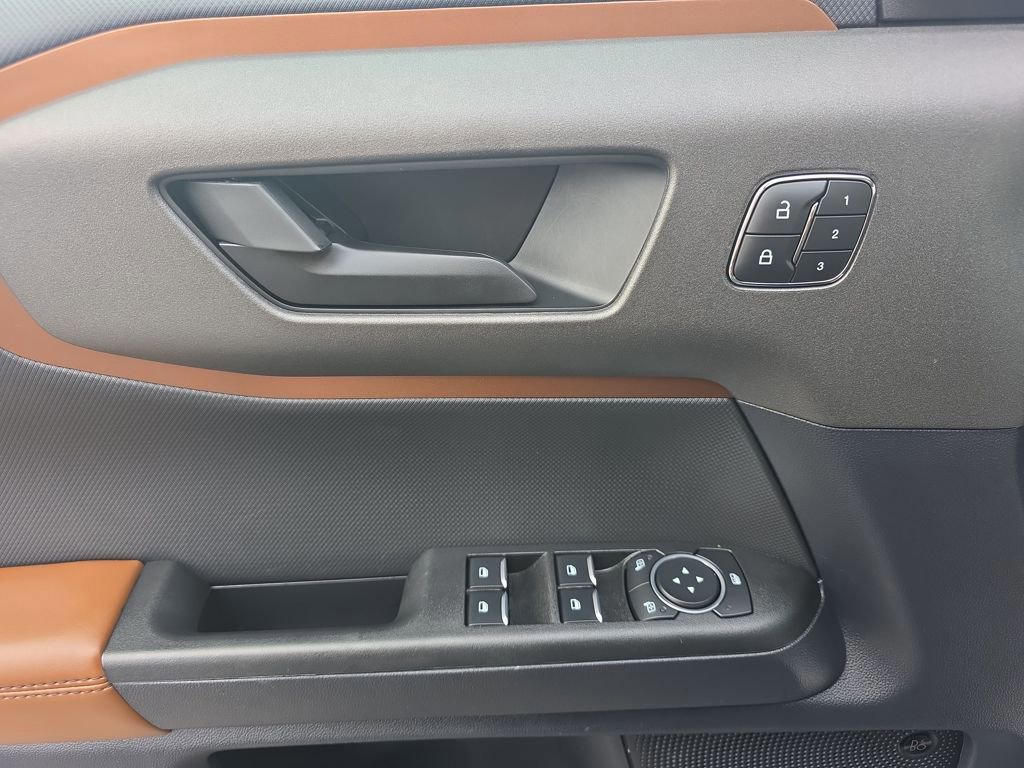 Certified 2025 Ford Bronco Sport Outer Banks w/ Outer Banks Tech Package+ AWD/4WD image 17