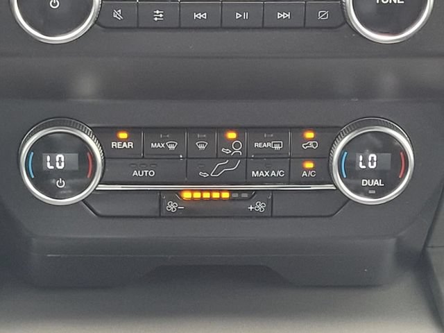 Certified 2019 Ford Expedition XLT w/ Equipment Group 201A RWD image 29