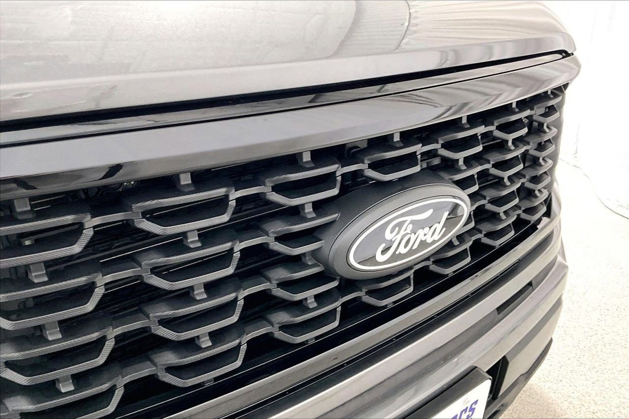 Certified 2025 Ford F150 STX w/ STX Black Appearance Package image 31