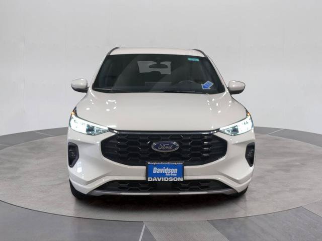 Certified 2023 Ford Escape ST-Line Select w/ Tech Pack #2 AWD/4WD image 11