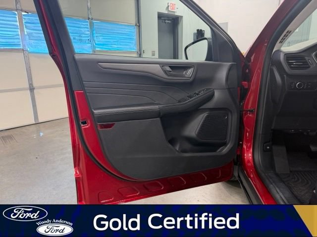 Certified 2025 Ford Escape Active w/ Tech Pack #1 FWD image 21