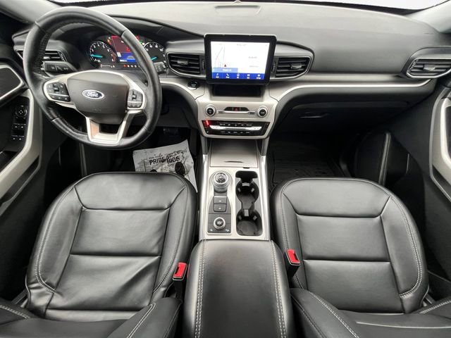 Certified 2022 Ford Explorer XLT w/ Equipment Group 202A AWD/4WD image 12