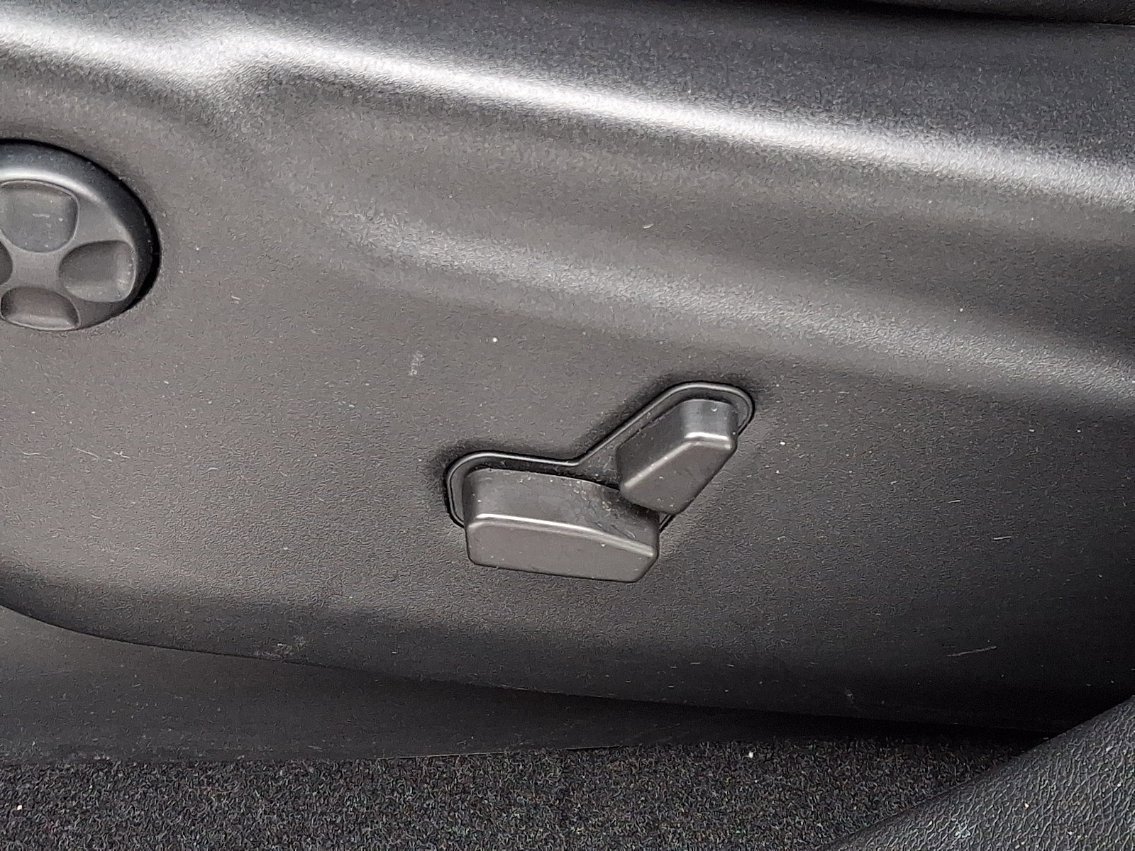 Used 2021 Jeep Grand Cherokee Limited image 18