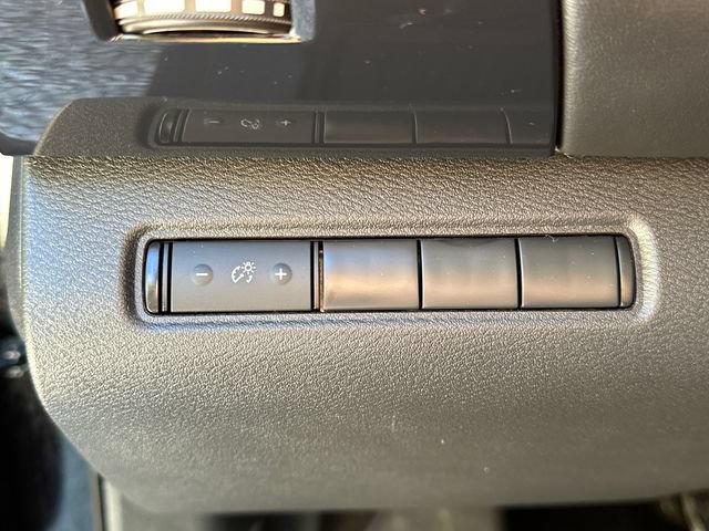 Used 2025 Nissan Pathfinder S w/ Cargo Package AWD/4WD image 24