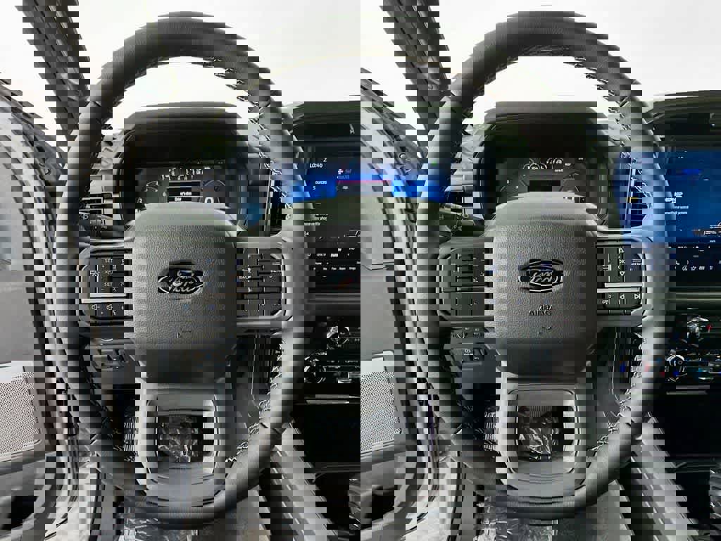 Certified 2025 Ford F150 Lariat w/ Equipment Group 501A Mid image 15