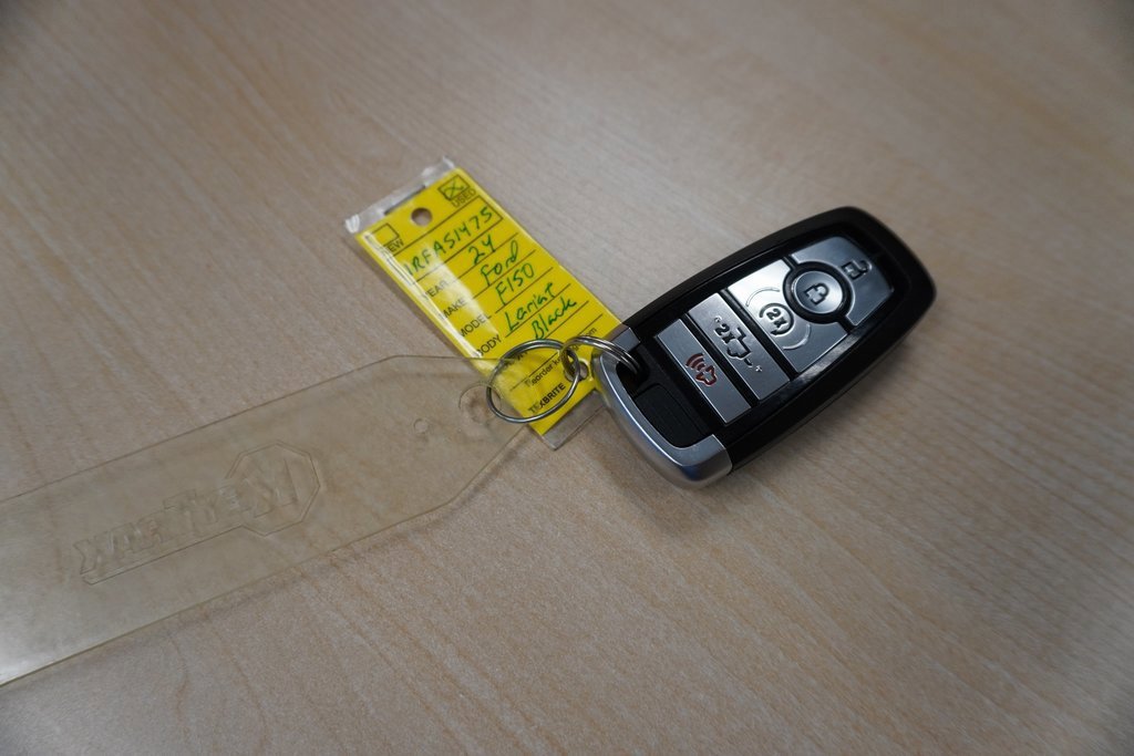 Certified 2024 Ford F150 Lariat image 38