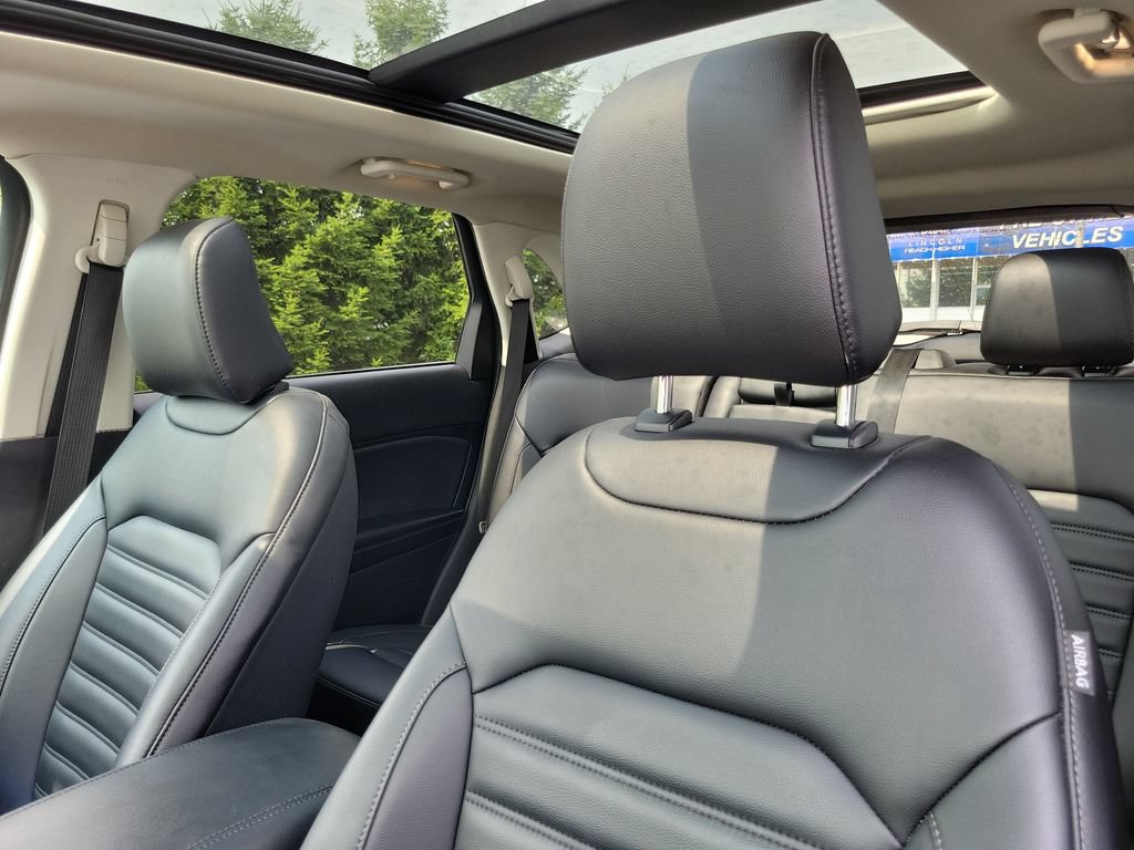 Certified 2023 Ford Edge SEL w/ Convenience Package AWD/4WD image 11