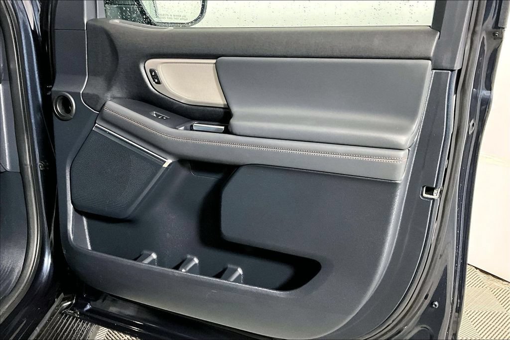 Certified 2025 Ford Expedition Active RWD image 19