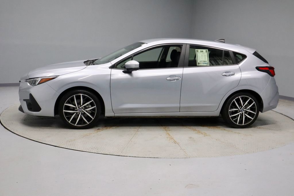 Used 2025 Subaru Impreza 2.0i Sport image 2
