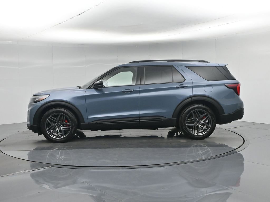 Certified 2025 Ford Explorer ST w/ Sun And Sound Package AWD/4WD image 35