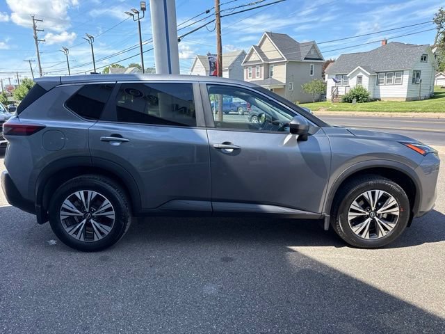 Used 2023 Nissan Rogue SV AWD/4WD image 5