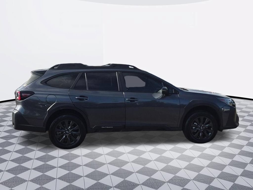 Used 2023 Subaru Outback Onyx Edition AWD/4WD image 6