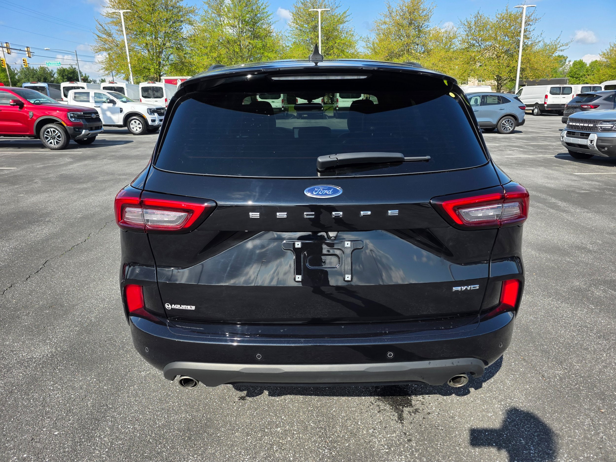 Certified 2024 Ford Escape ST-Line w/ Tech Pack #1 AWD/4WD image 4