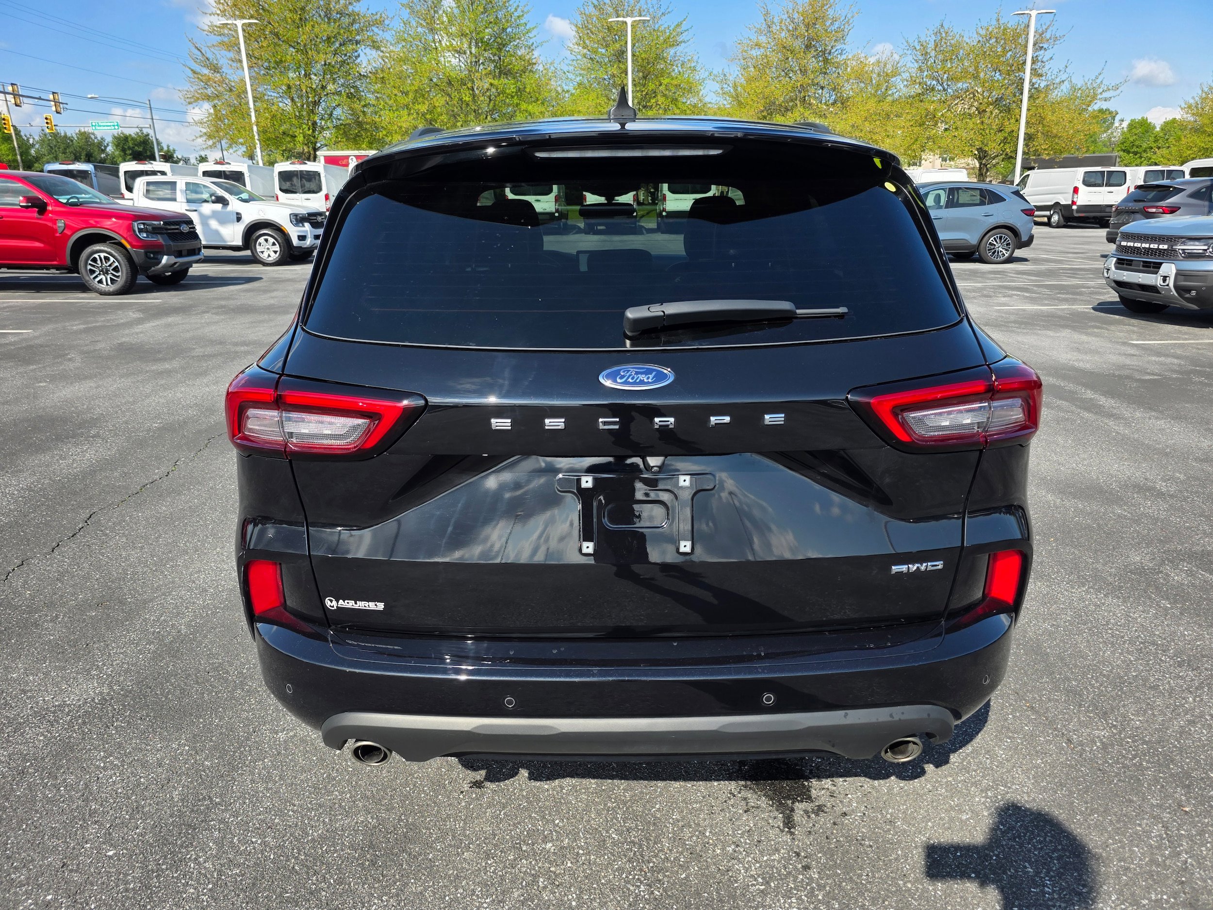 Certified 2024 Ford Escape ST-Line w/ Tech Pack #1 AWD/4WD image 4
