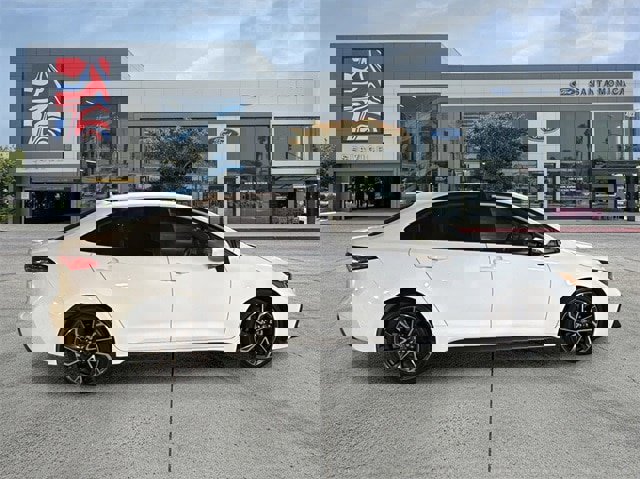 Used 2022 Toyota Corolla SE image 6