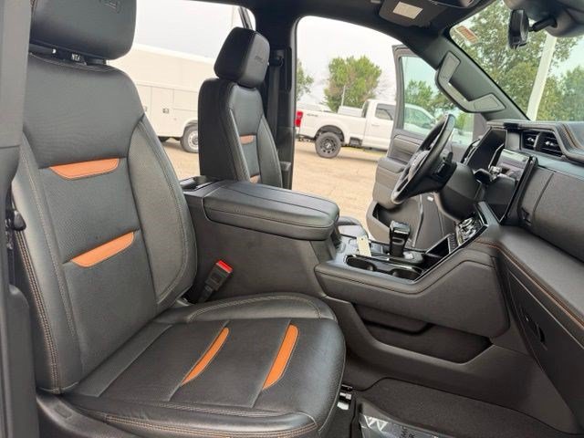 Used 2024 GMC Sierra 1500 AT4 w/ Technology Package AWD/4WD image 45