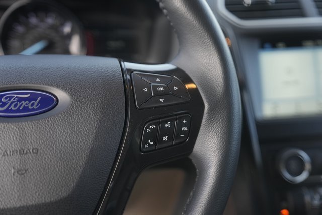 Certified 2017 Ford Explorer XLT w/ Equipment Group 201A image 26