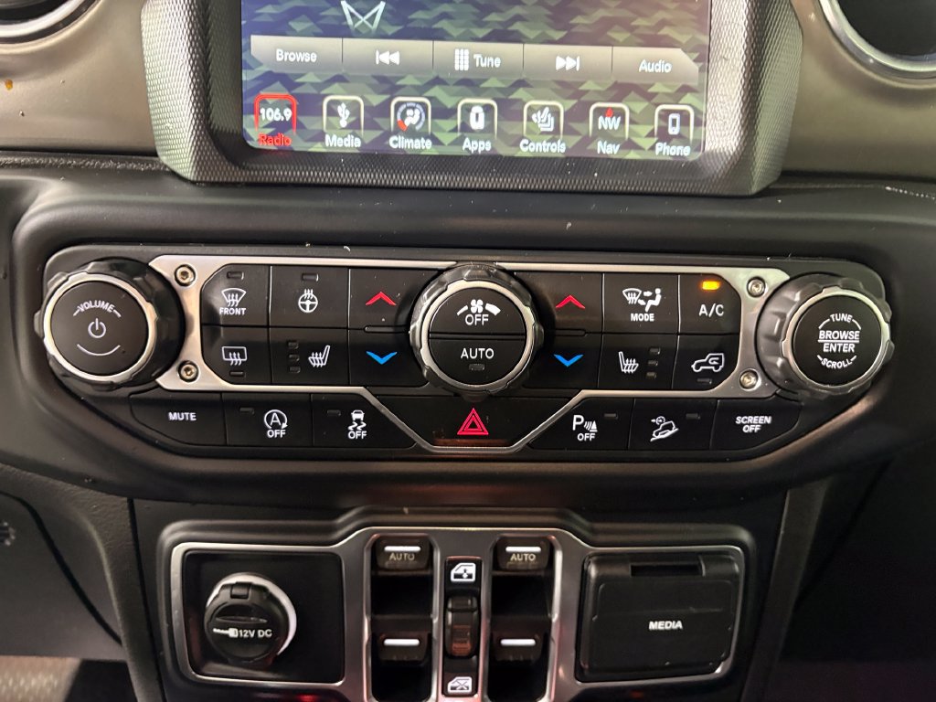Used 2019 Jeep Wrangler Unlimited Rubicon AWD/4WD image 17