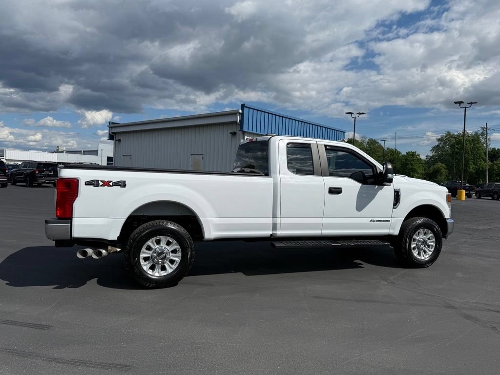 Certified 2022 Ford F350 XL w/ STX Appearance Package AWD/4WD image 8