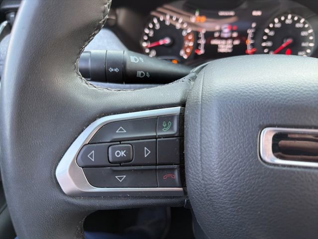 Used 2023 Jeep Compass Latitude image 18