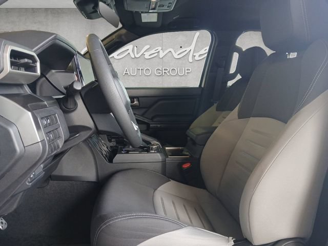 Used 2025 Toyota Tacoma TRD Sport AWD/4WD image 20