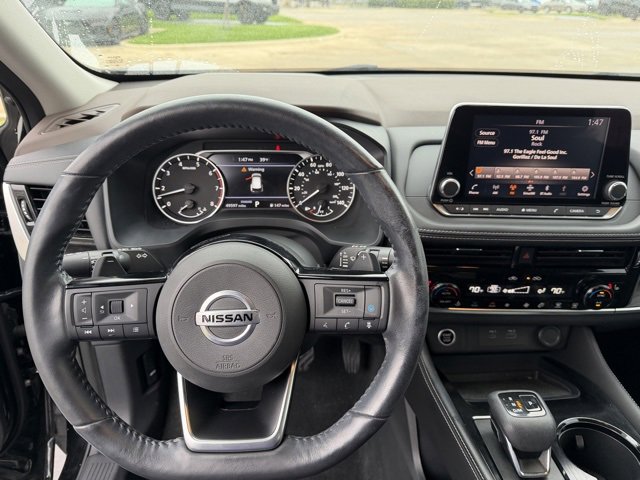 Used 2021 Nissan Rogue SL image 12