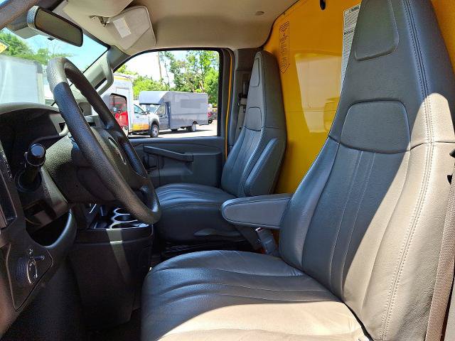 Used 2022 GMC Savana 3500 Extended w/ Power Convenience Package RWD image 12