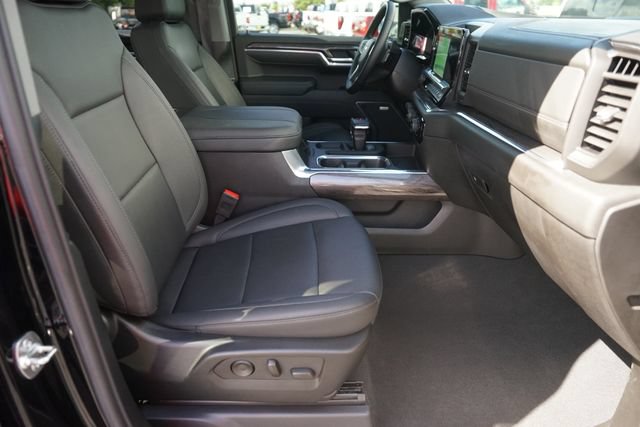 Used 2025 Chevrolet Silverado 1500 LTZ w/ LTZ Premium Texas Edition AWD/4WD image 19