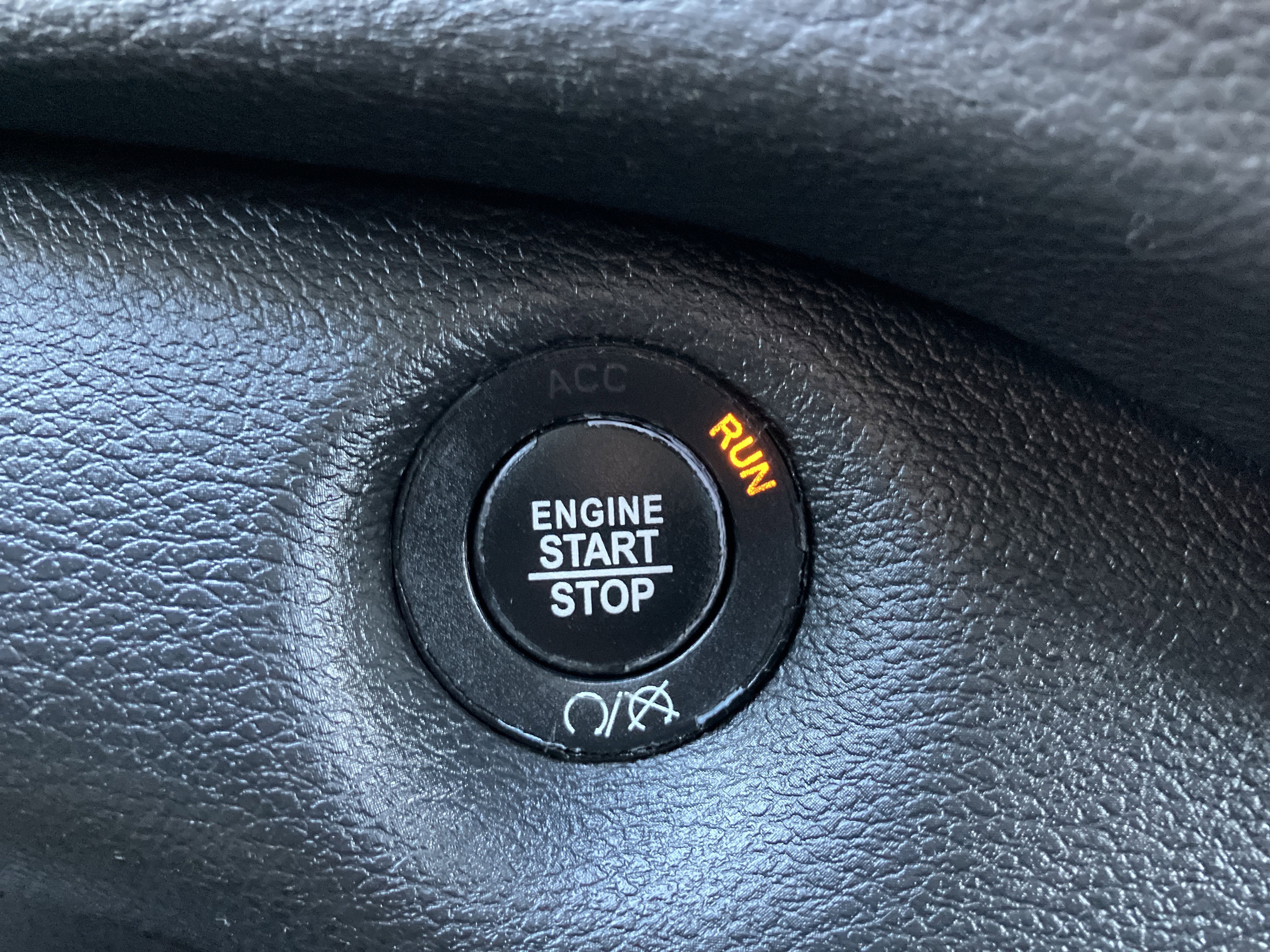 Used 2020 Jeep Cherokee Latitude Plus image 37