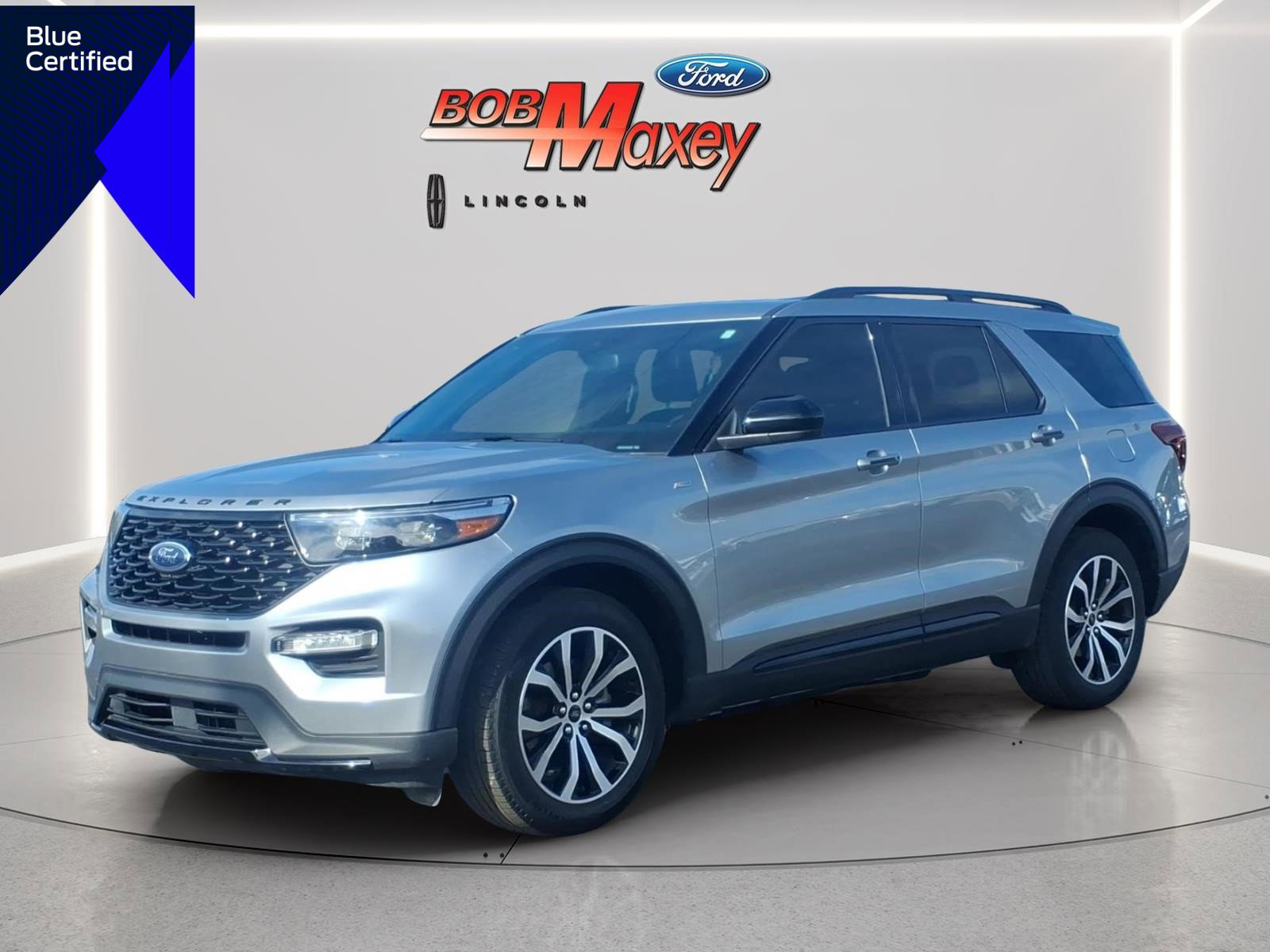 Certified 2023 Ford Explorer ST-Line w/ Class IV Trailer Tow Package image 1
