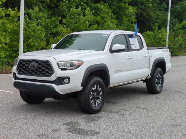 Used 2020 Toyota Tacoma TRD Off-Road w/ Technology Package AWD/4WD image 7