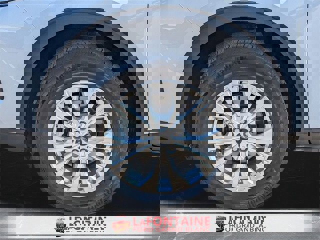 Certified 2025 Ford Escape Active image 32