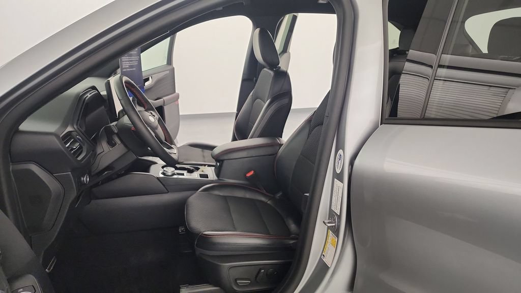 Certified 2023 Ford Escape ST-Line Select w/ Tech Pack #2 AWD/4WD image 14