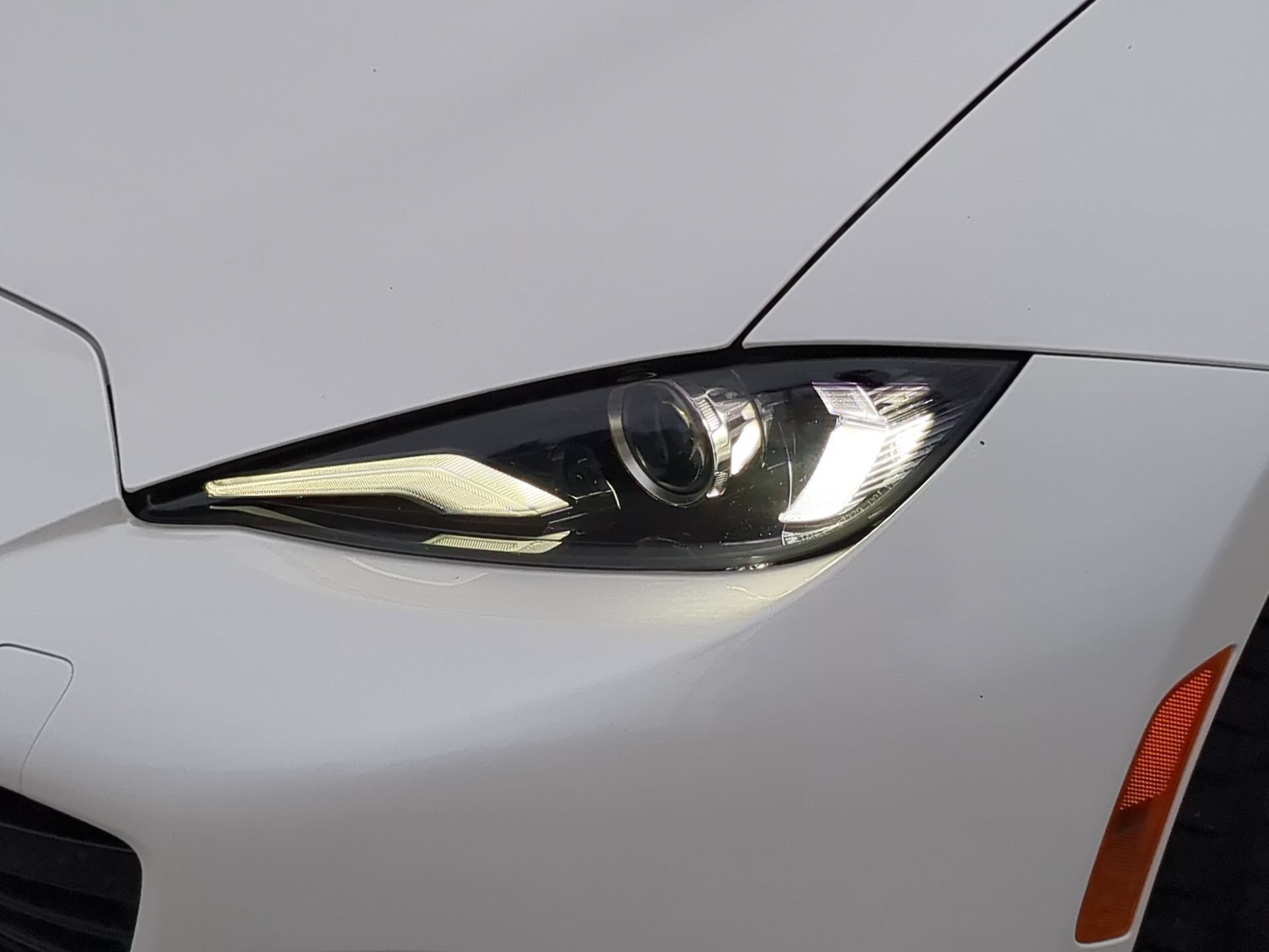 Used 2024 MAZDA MX-5 Miata Club RWD image 44