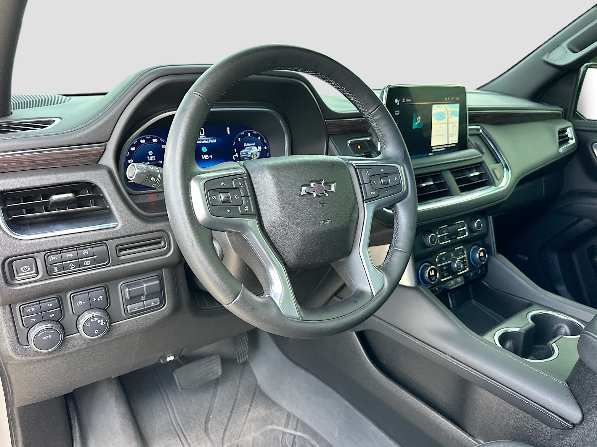 Used 2023 Chevrolet Tahoe Z71 w/ Luxury Package AWD/4WD image 9