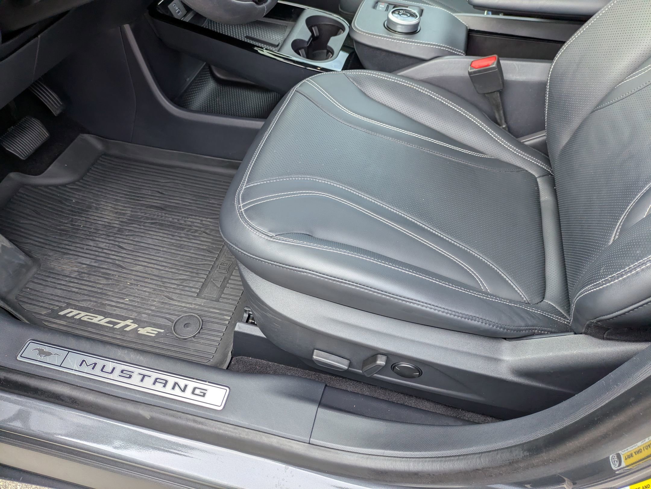 Certified 2023 Ford Mustang Mach-E Premium image 14