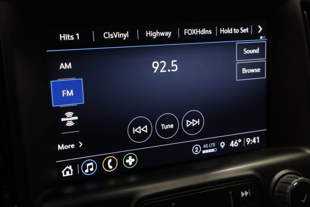 Used 2022 GMC Terrain SLT w/ LPO, Floor Liner Package image 9