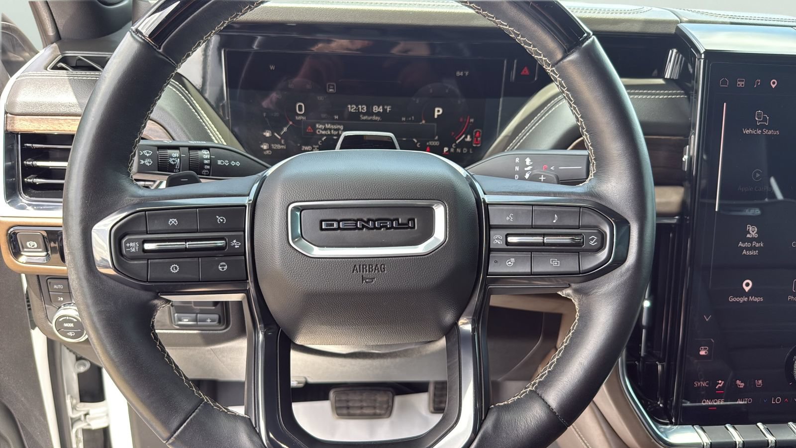 Used 2025 GMC Yukon Denali Ultimate AWD/4WD image 15