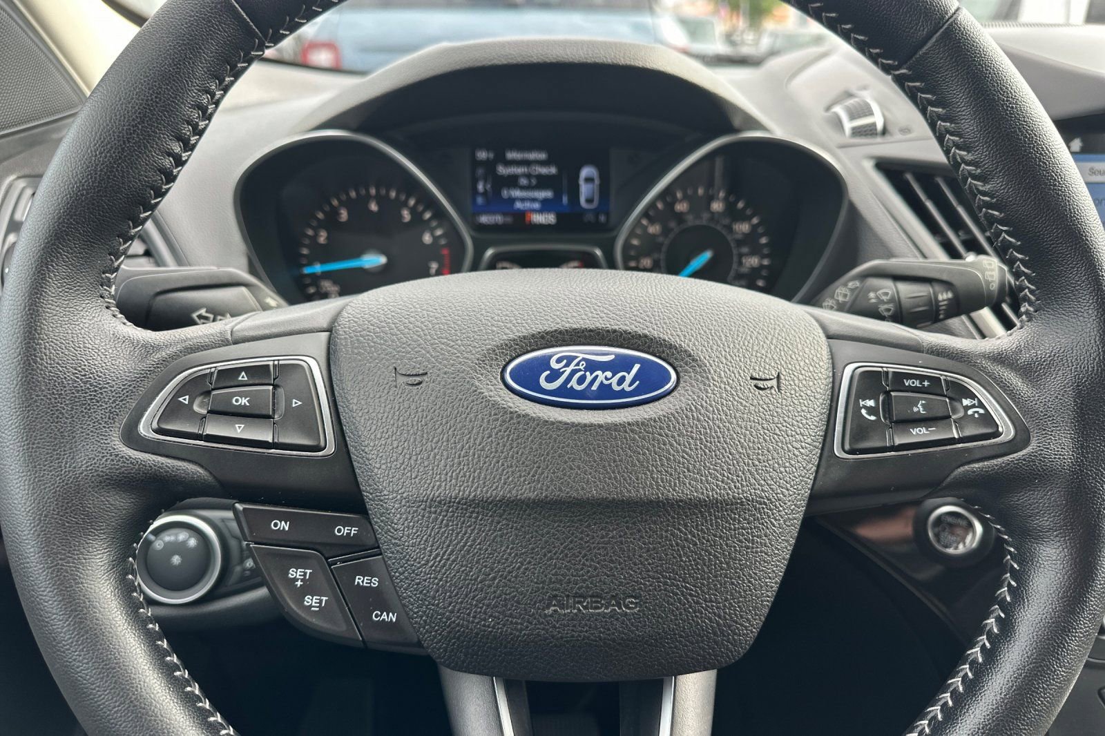 Certified 2019 Ford Escape SEL FWD image 24