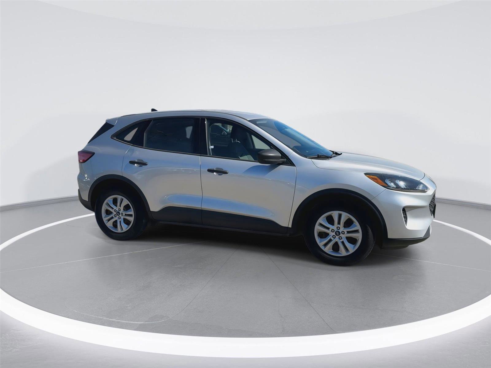 Certified 2020 Ford Escape S image 3