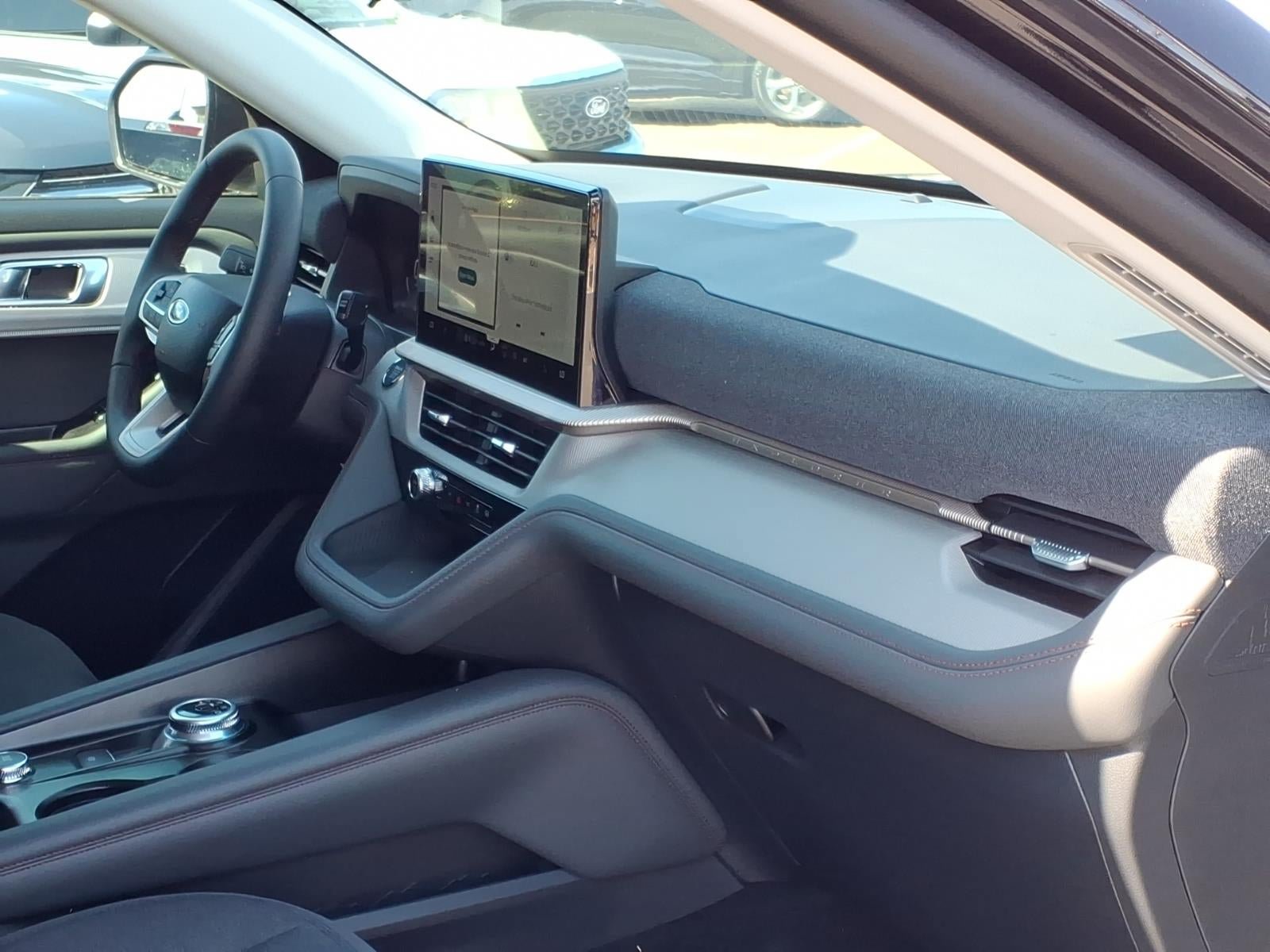 Certified 2026 Ford Explorer Active RWD image 10