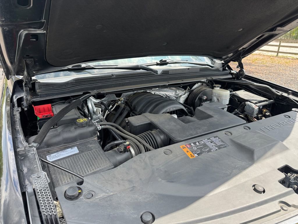 Used 2017 Chevrolet Tahoe LT w/ LT Signature Package image 25