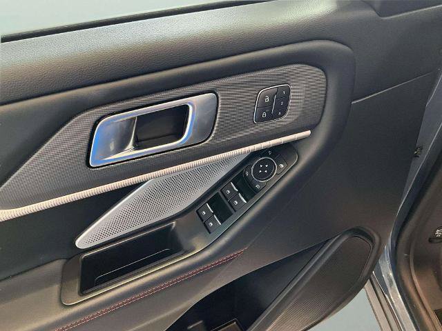 Certified 2026 Ford Explorer ST AWD/4WD image 16